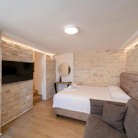 Christian Studio Apartments Umag Eksteriør bilde