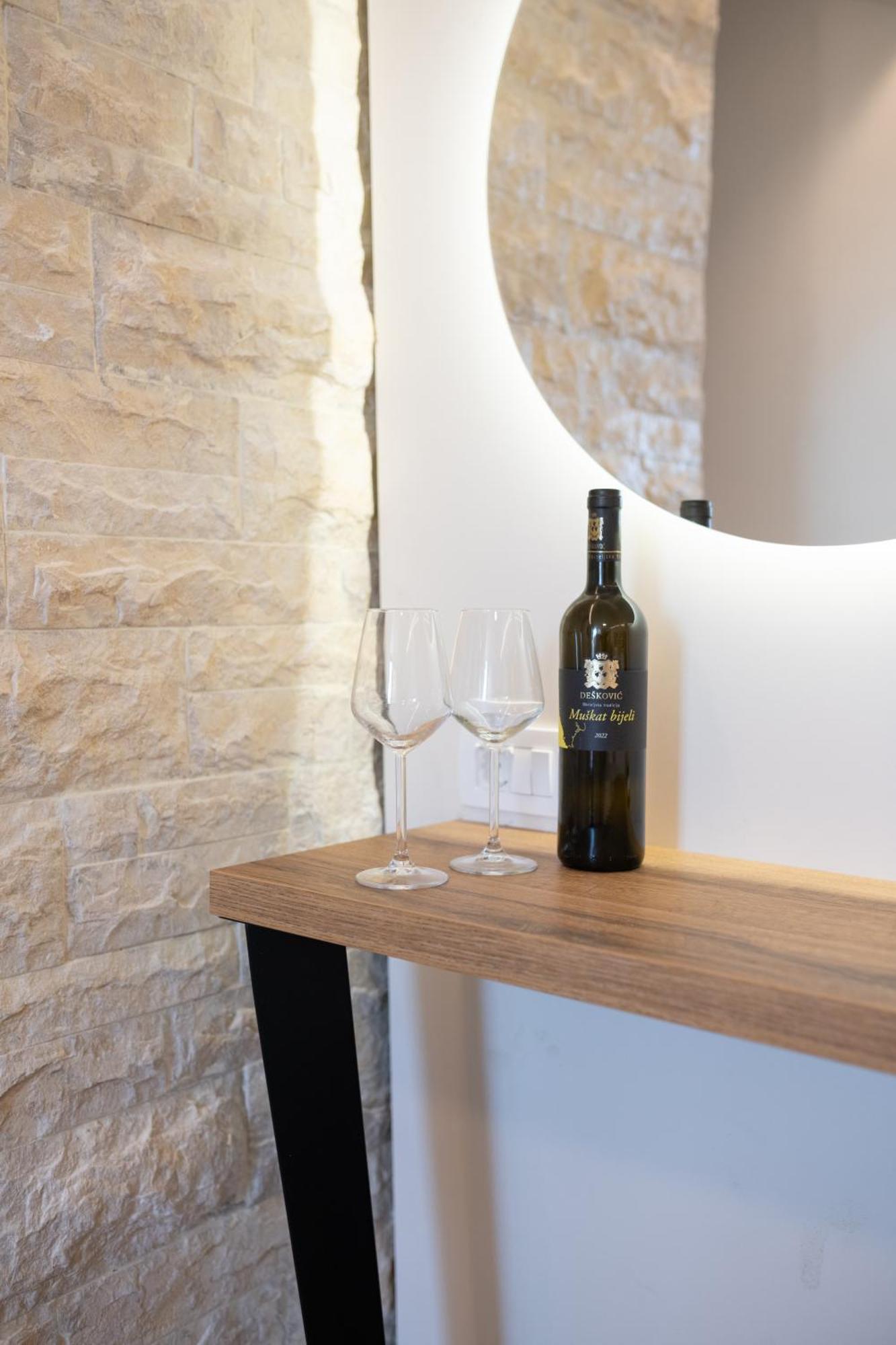 Christian Studio Apartments Umag Eksteriør bilde