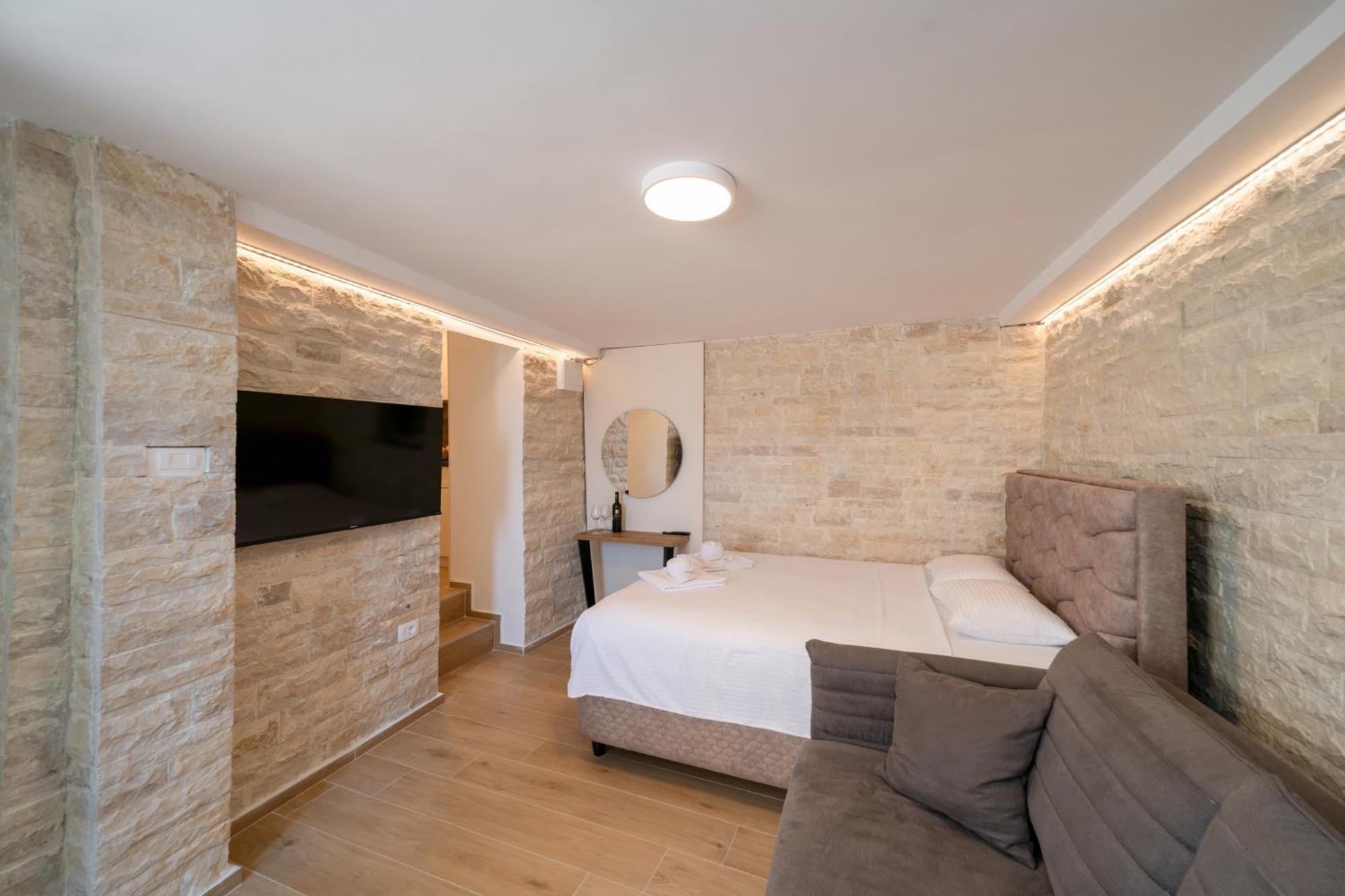 Christian Studio Apartments Umag Eksteriør bilde